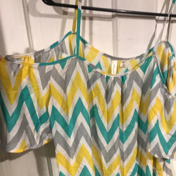 Tacera shirt - Picture 2 of 3